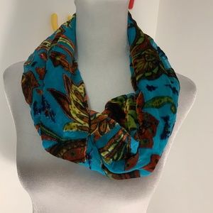 Infinity scarf